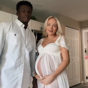 Can't Wait For The TWINS To Arrive👸🏼🤴🏿👼🏽👼🏽🎉🎊‼️.mp4